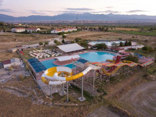 ege-kleopatra-aquapark-kir-dugun-salonu-drone-cekimi-2